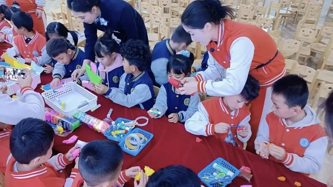 临夏世界地质公园博物馆走进京师幼学幼儿园开展科普进校园活动